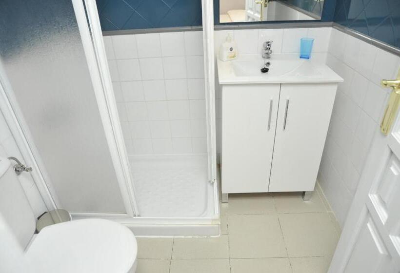 דירת חדר, Home Granada Trinidad