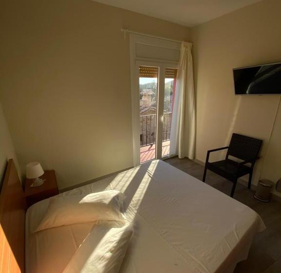 스탠다드 룸, Hostal Restaurant Casa Comaulis