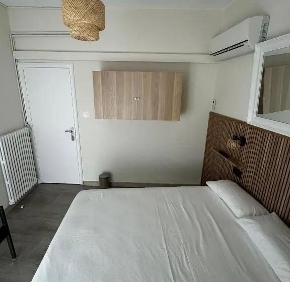 スタンダードルーム, Hostal Restaurant Casa Comaulis