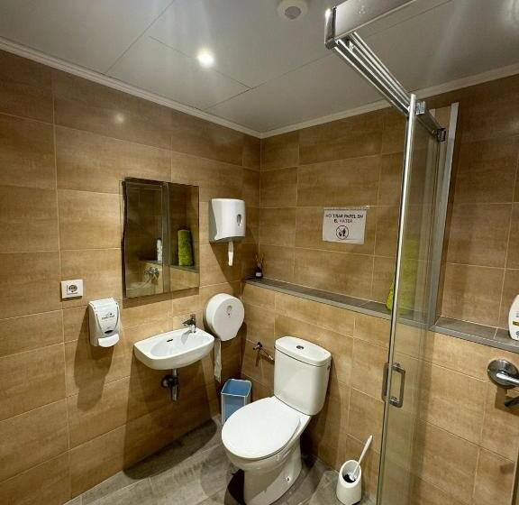 스탠다드 룸, Hostal Restaurant Casa Comaulis