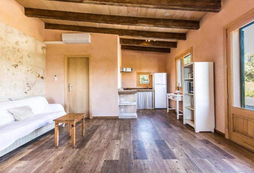 Standard bungalow with terrace, Finca Agroturismo Sa Cova Den Borino