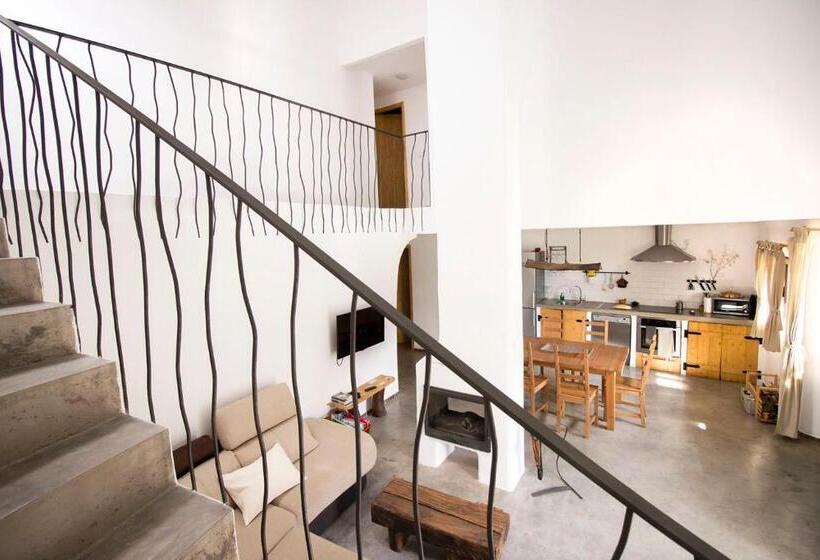 منزل 4 غرف نوم, El Pajar Negro