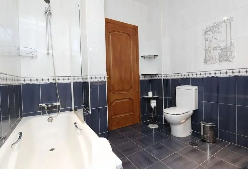 اتاق استاندارد, Hostal Escala Suites