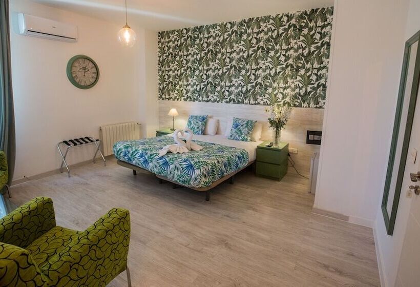 اتاق استاندارد, Hostal Escala Suites