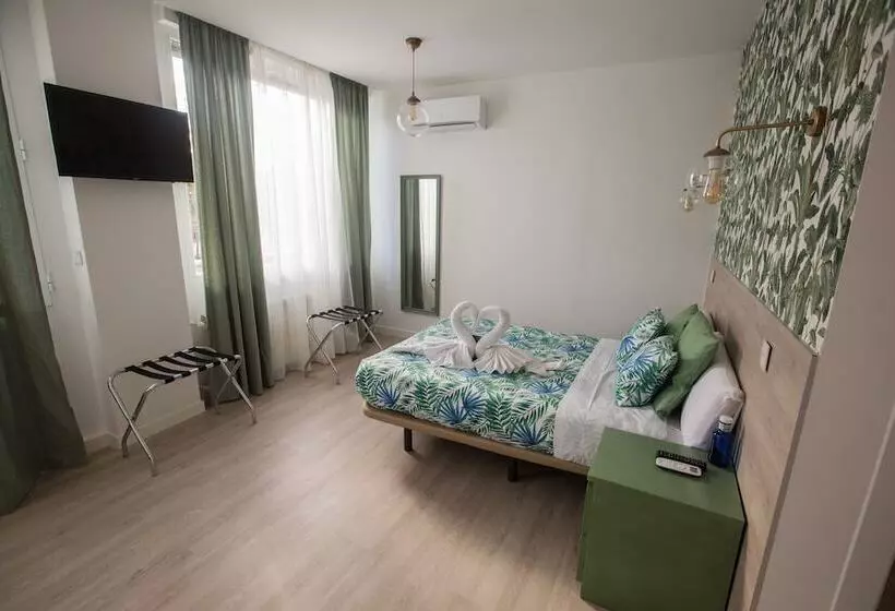 اتاق استاندارد, Hostal Escala Suites