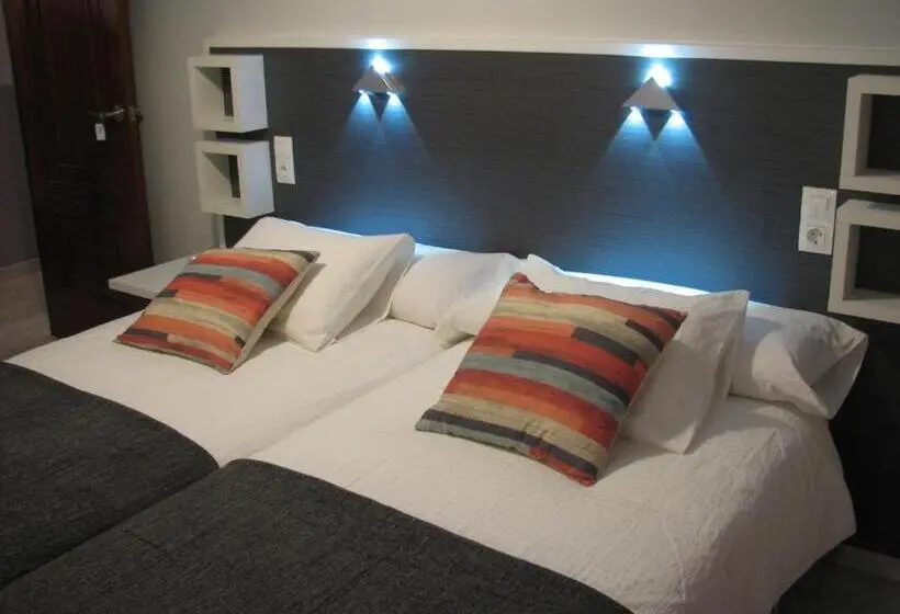 اتاق استاندارد, Hostal Meson Do Loyo