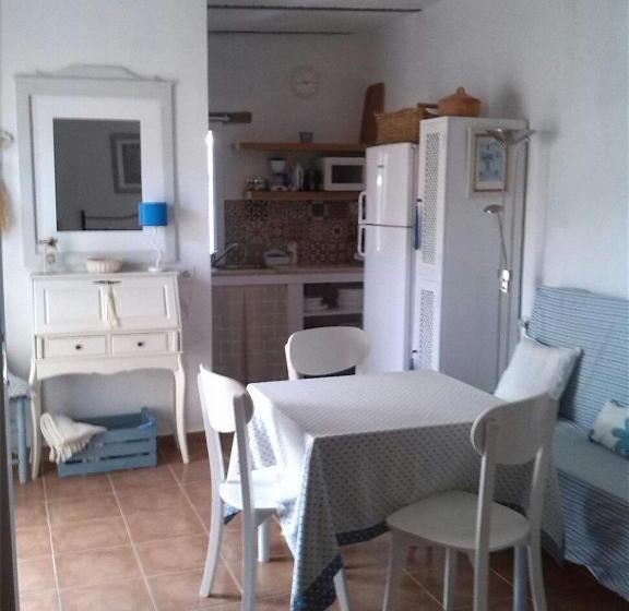 استودیو استاندارد با چشمانداز باغ, La Posada