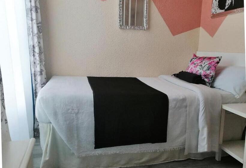 バスルーム共有のシングルスタンダード, Hospedaje Botin