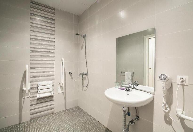 اتاق استاندارد با بالکن, Hostal Balkonis