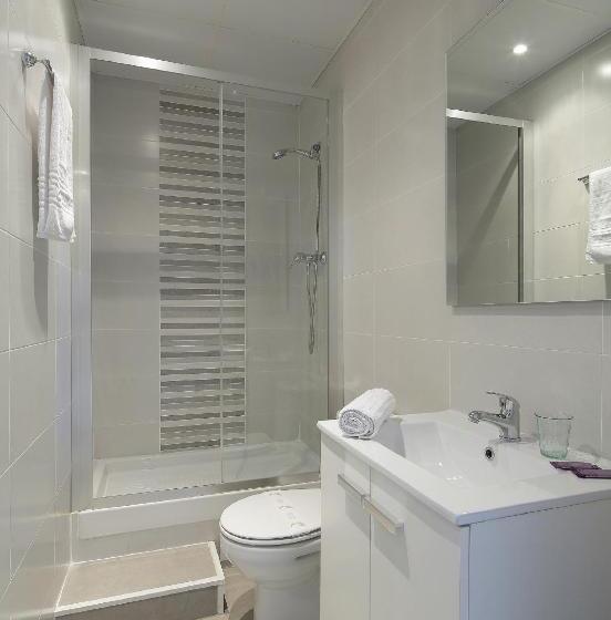 اتاق استاندارد با بالکن, Hostal Balkonis