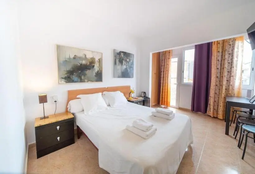 Standardrum med Balkong, Hostal Bonanza