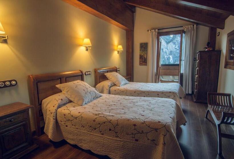 استودیو خانوادگی, Rural El Portón De Murillo