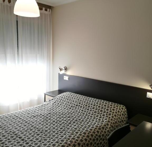 اتاق استاندارد, Pension Santiago