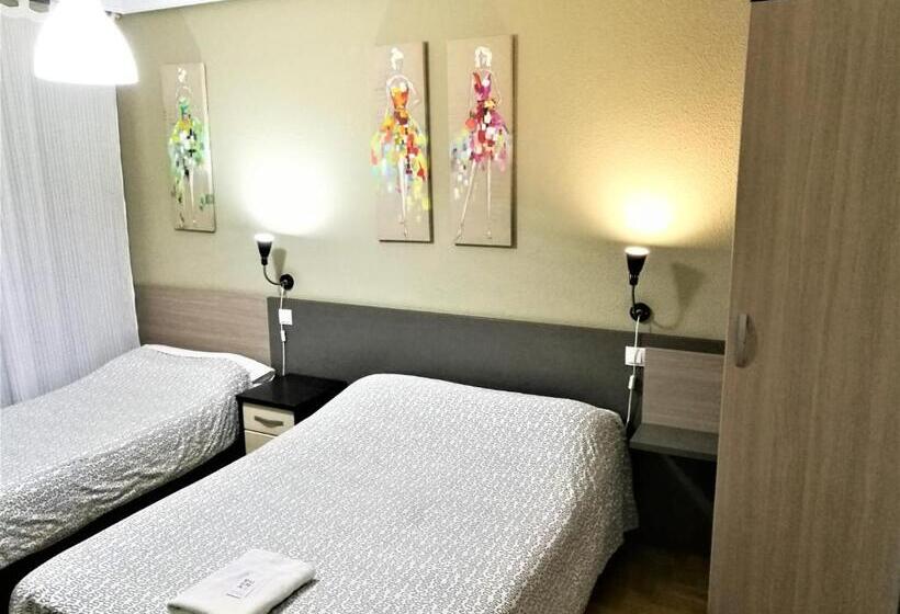 Standard room with outdoor bath, Pension Santiago