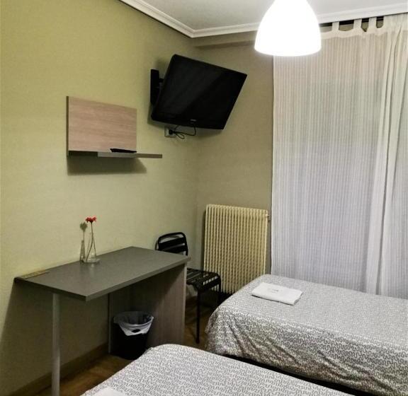 Standard room with outdoor bath, Pension Santiago