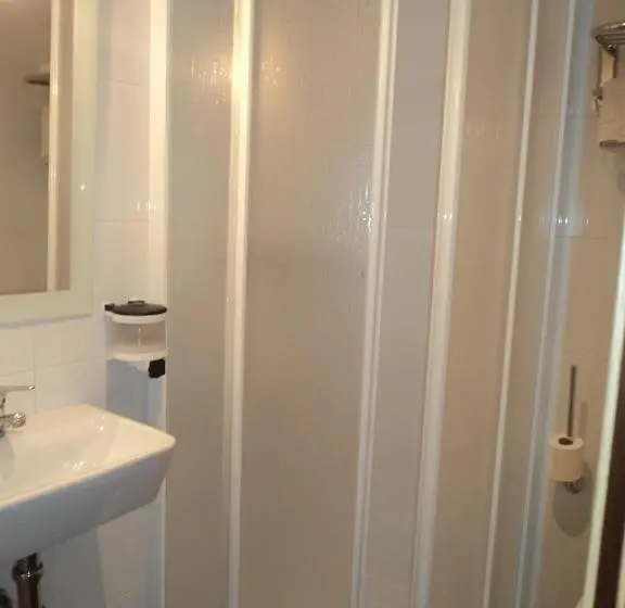 اتاق استاندارد, Pension Santiago