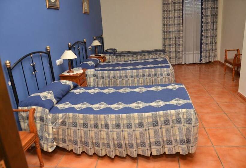غرفة قياسية ثلاثية, Hostal La Dehesa Del Valle Pedroches
