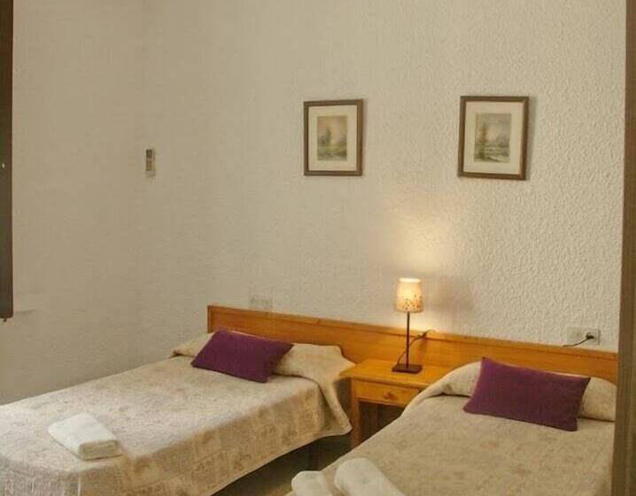 اتاق استاندارد با سرویس بهداشتی مشترک, Hostal Dragonflybcn