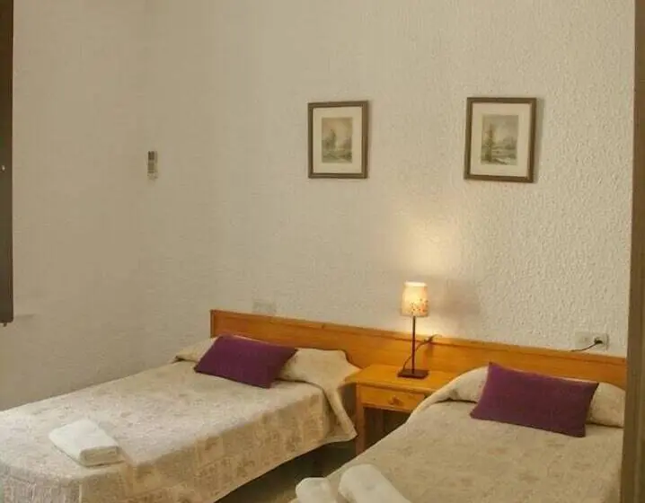 اتاق استاندارد با سرویس بهداشتی مشترک, Hostal Dragonflybcn