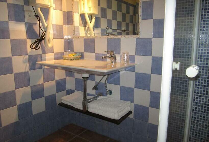 Номер Стандарт, Posada El Camino Almonaster