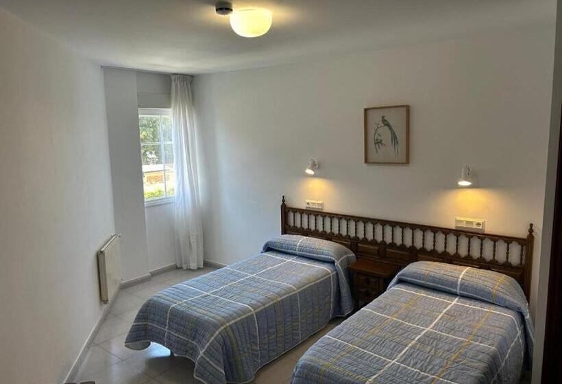 Номер Стандарт, Pensión Rey