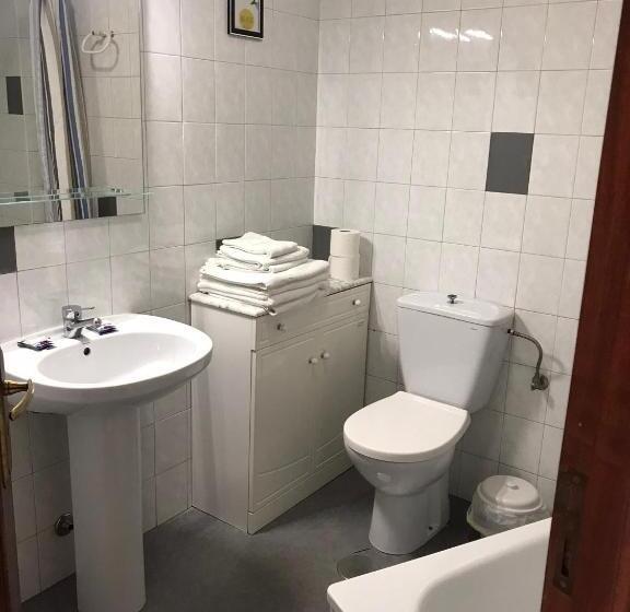 Апартаменты 2 Спальни, Pensión Rey