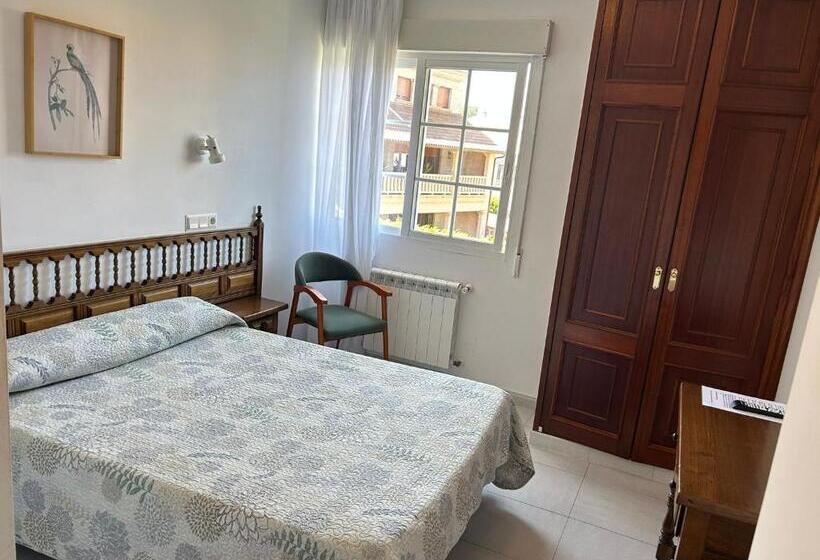 Номер Стандарт, Pensión Rey