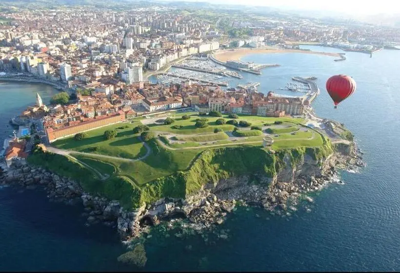 1ベッドルームアパートメント, Pensión Vegadeo Gijón
