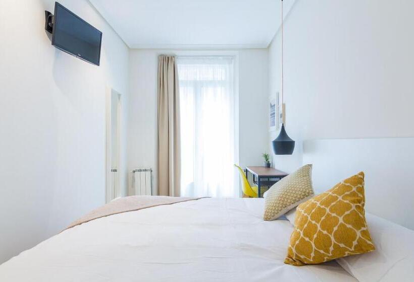 اتاق استاندارد با سرویس بهداشتی مشترک, Pension Buenpas