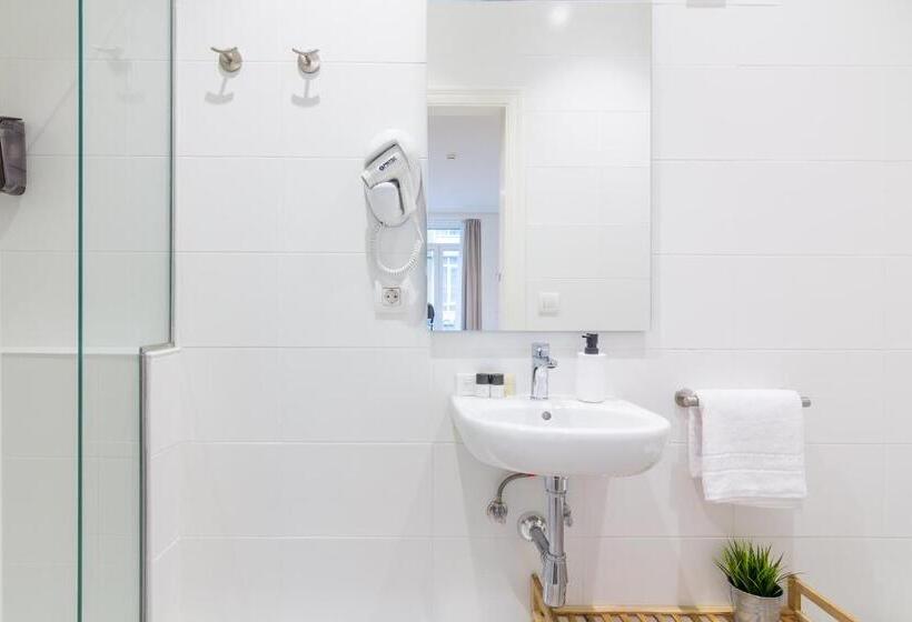 اتاق استاندارد, Pension Buenpas