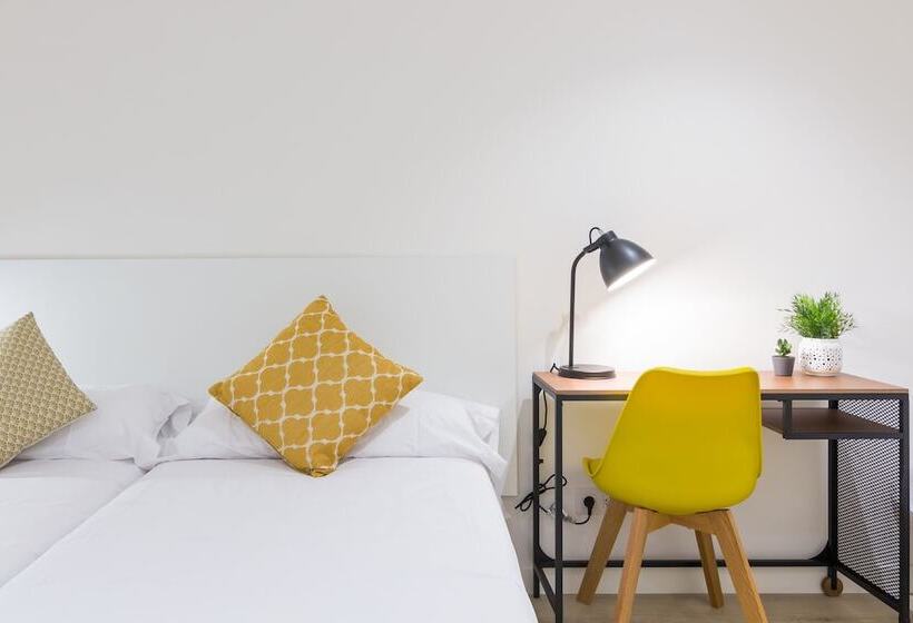 اتاق لوکس, Pension Buenpas