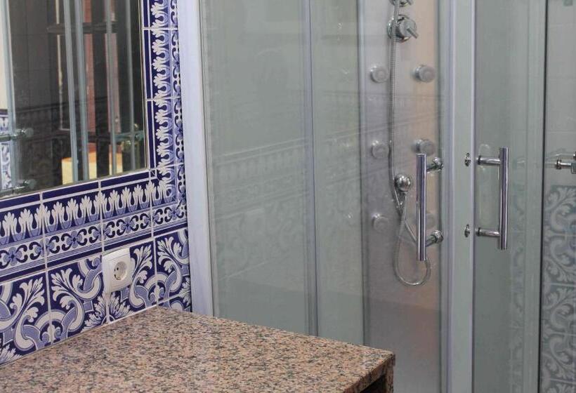 标准三人间, Cascais Jasmim Doce