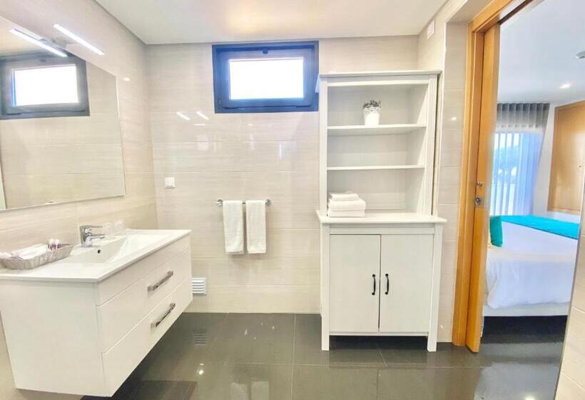 스탠다드 발코니 룸 바다 전망, Sunfield Guest House Only Adults