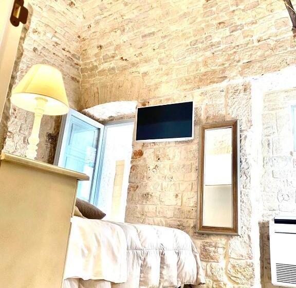 اتاق سوپریور چهار تخته, Trulli Antichi Mestieri   Widespread Trulli In The Historic Center