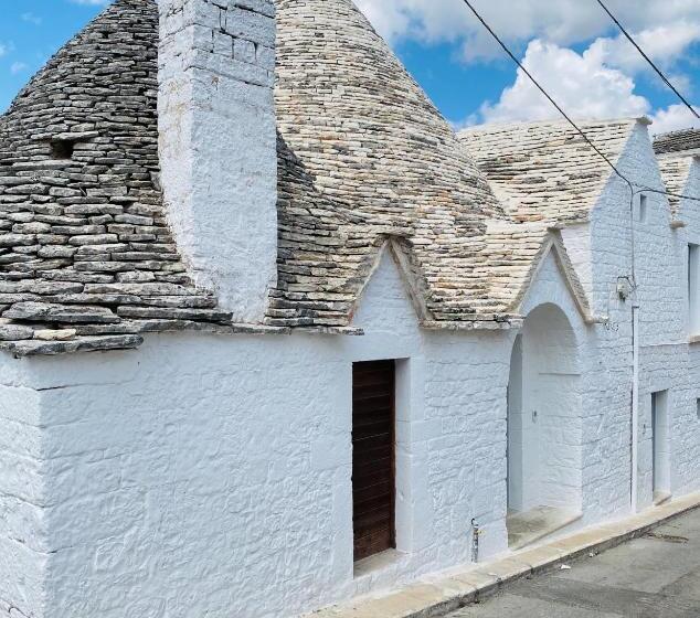 اتاق سوپریور چهار تخته, Trulli Antichi Mestieri   Widespread Trulli In The Historic Center
