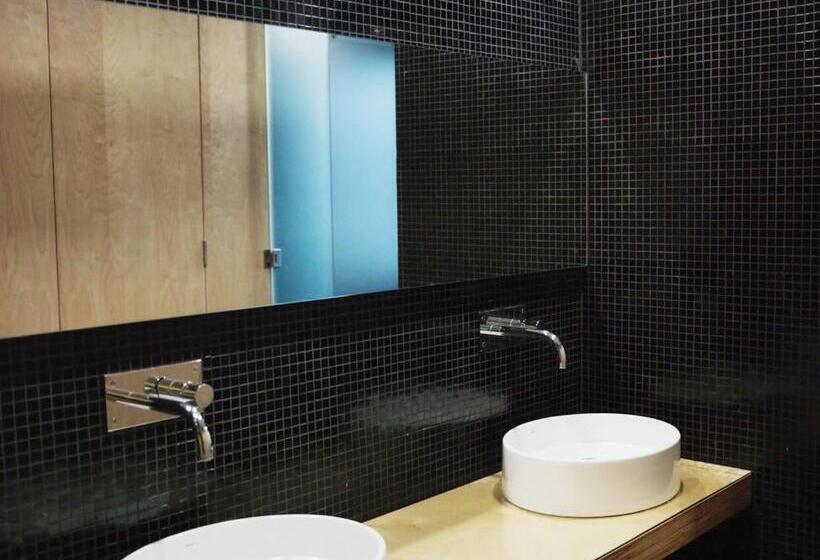 Номер Стандарт Совместная Ванная, Bonvalot Guest House