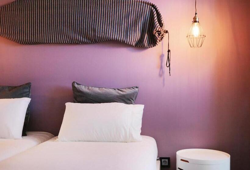 带共用浴室的标准房间, Bonvalot Guest House