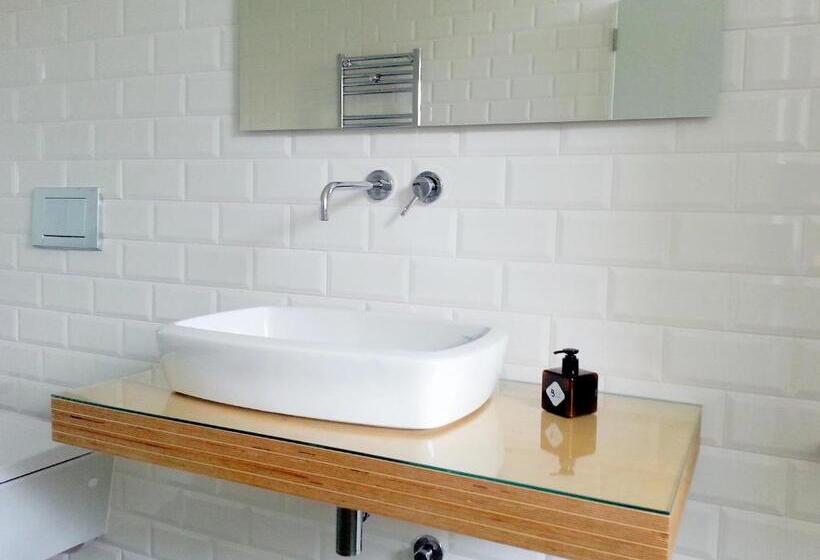 标准间, Bonvalot Guest House