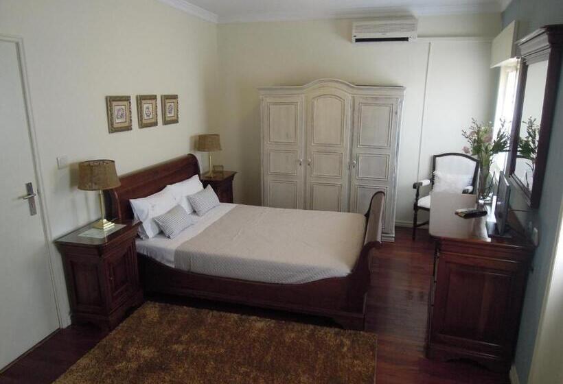 标准三人间, Ester Guest House