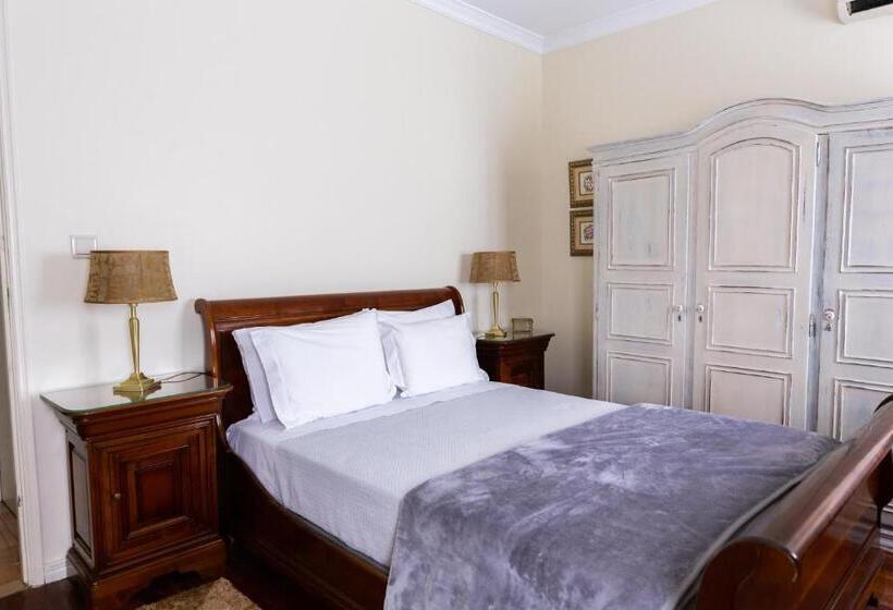 Номер Стандарт Трехместный, Ester Guest House