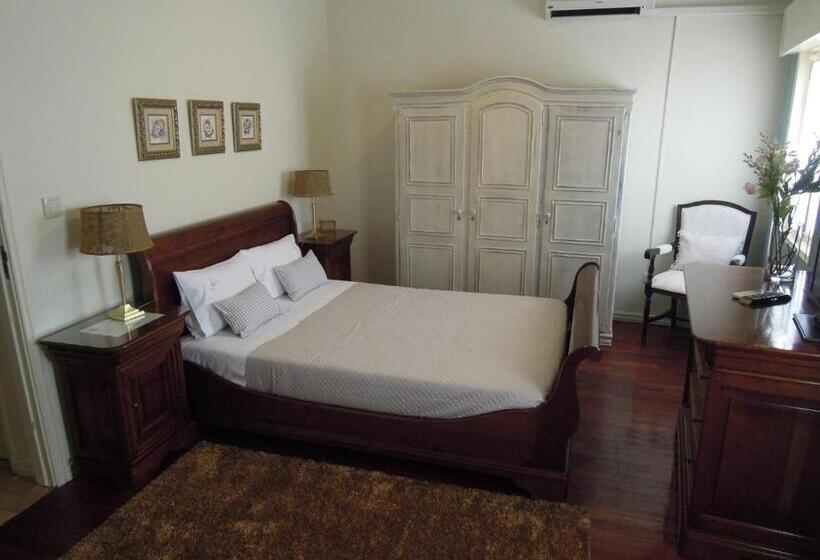 标准三人间, Ester Guest House