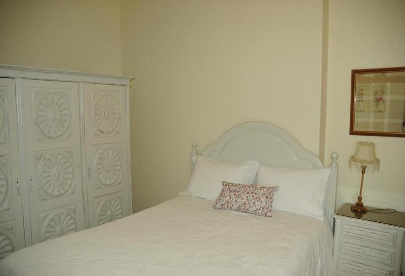 Standard room with outdoor bath, Ester Guest House