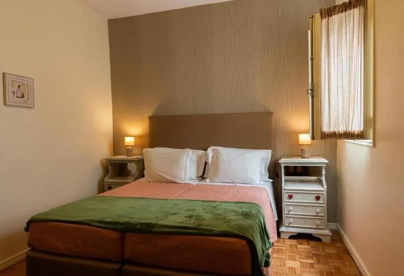 エコノミールーム, Ester Guest House