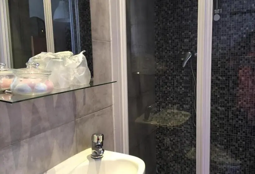 اتاق استاندارد, Guest House Guerra Junqueiro
