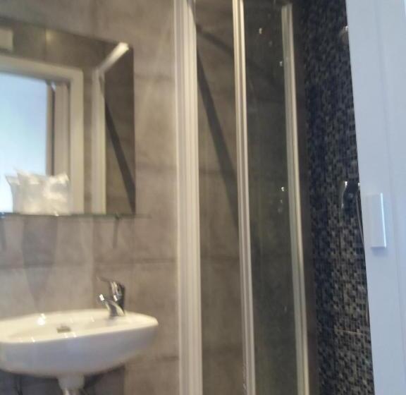 اتاق استاندارد, Guest House Guerra Junqueiro