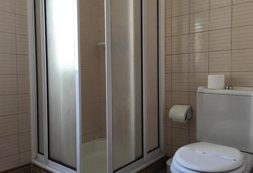 اتاق استاندارد, Guest House Guerra Junqueiro