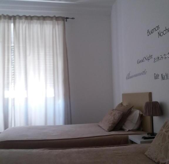 اتاق استاندارد با سرویس بهداشتی مشترک, Guest House Guerra Junqueiro