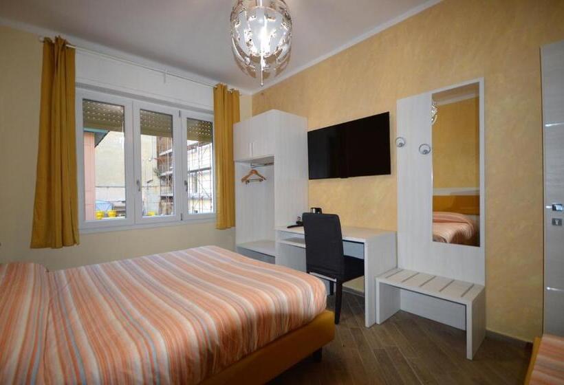 غرفة قياسية ثلاثية, Palafiori Rooms Sanremo