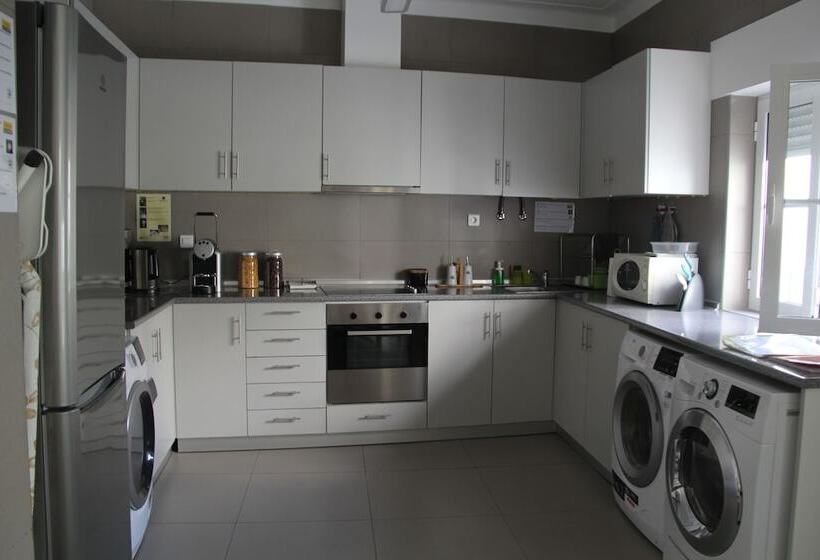 استودیوی استاندارد, Stayinn City  Evora