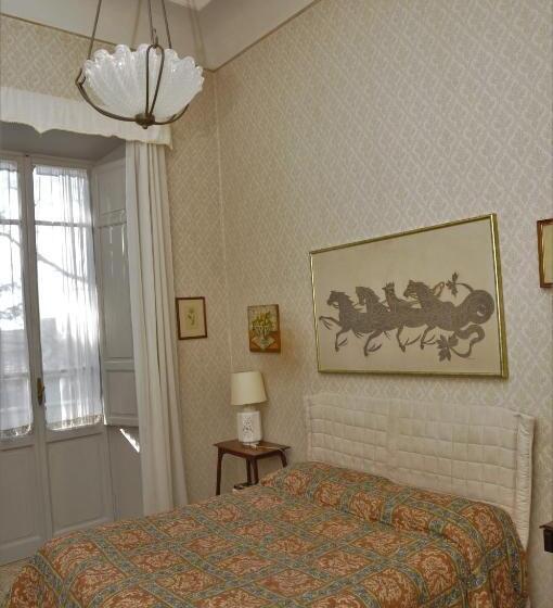 带阳台的豪华间, B&b Villa Gualterio